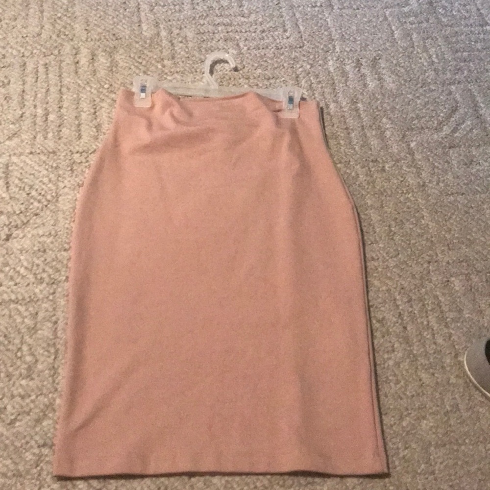 Cream pencil skirt